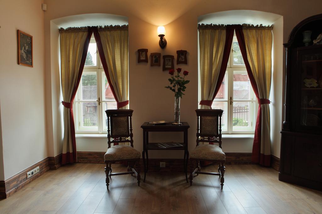 Apartmany Antik Pratterov Dom Banska Stiavnica Phòng bức ảnh