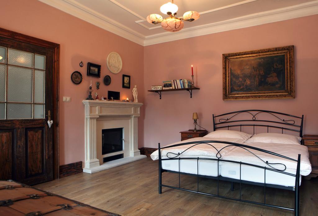 Apartmany Antik Pratterov Dom Banska Stiavnica Phòng bức ảnh