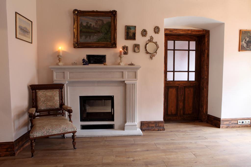 Apartmany Antik Pratterov Dom Banska Stiavnica Phòng bức ảnh